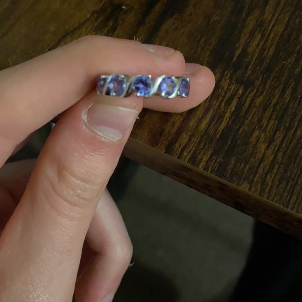 Tanzanite ring - Picture 3 of 3